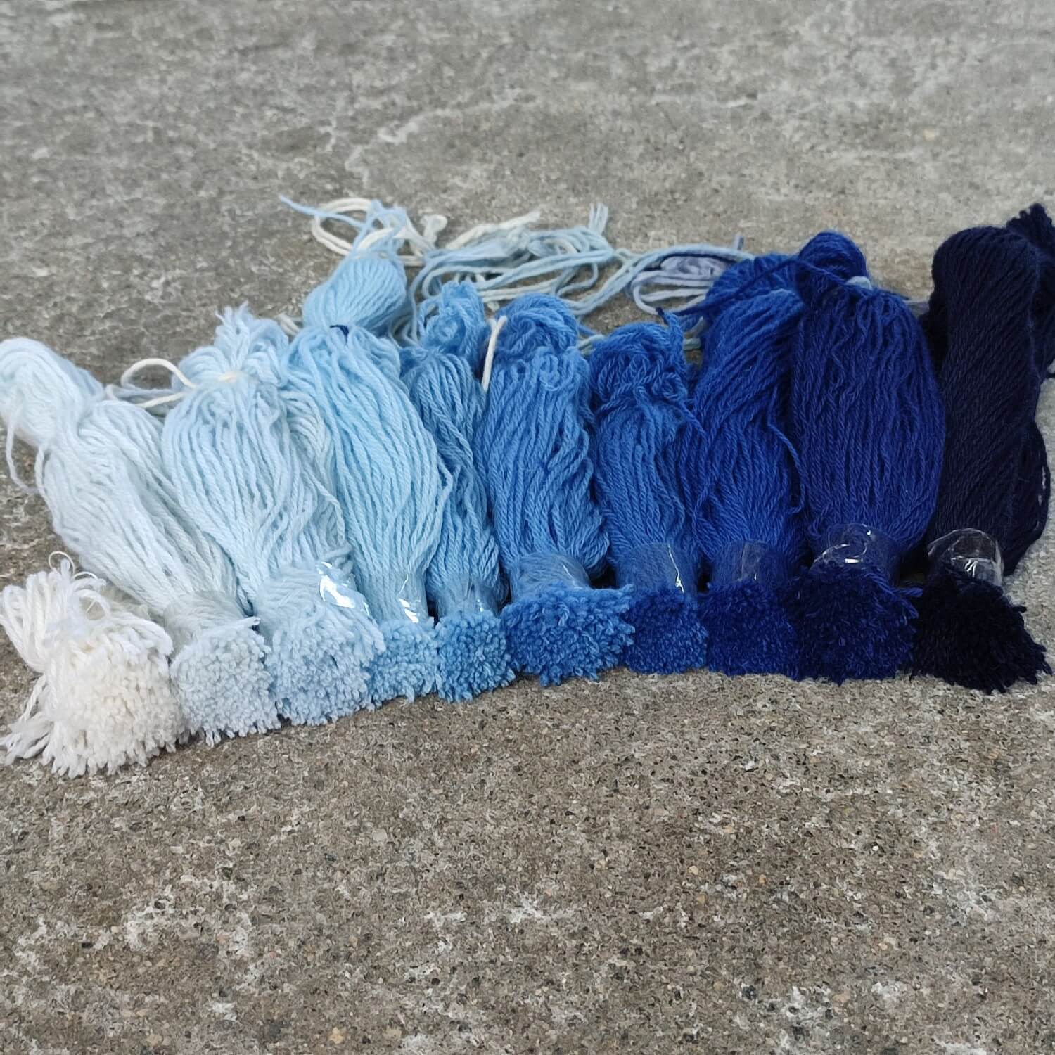 Réalisation de Teinture Aubusson Lab.} 13